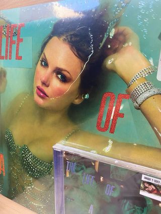 Vinilo The Life Of A Showgirl Taylor Swift y CD 