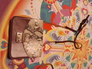 Bolso Guy Laroche Piel Serpiente Burdeos