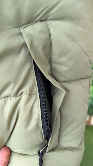 Plumas The North Face Verde y Negro
