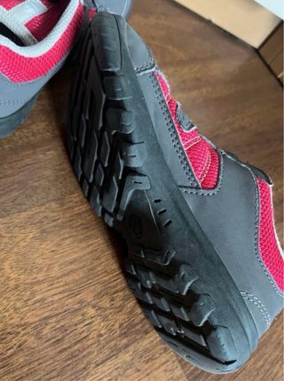 Botas montaña niña rosa y gris 31