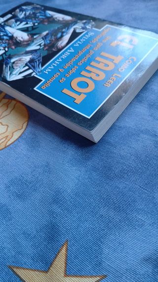 Libro de cómo leer el tarot