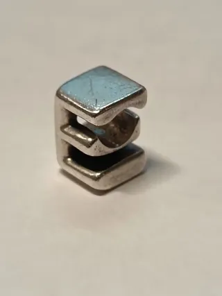 Charm Pandora Letra E Plata
