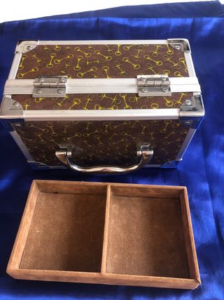 Cofre Joyas Marrón y Dorado