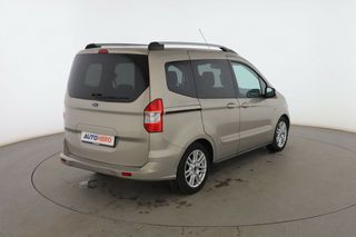 Ford Tourneo Courier 1.5 TDCi Titanium