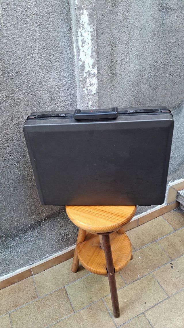 Maletín Delsey negro