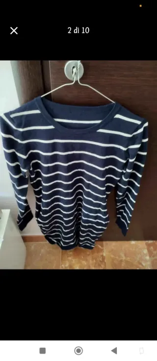 Vestito lungo a righe blu e bianche