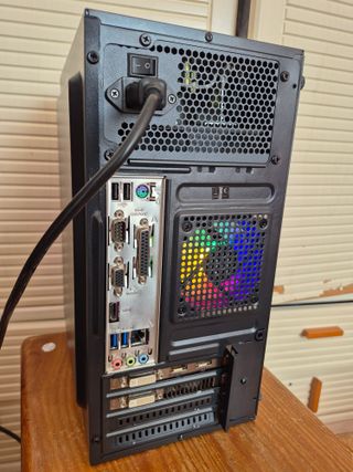 PC Gaming i7-6700/16GB-DDR4/SSD 240GB + HDD 500GB