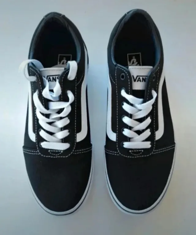 Zapatillas Vans Ward de plataforma.