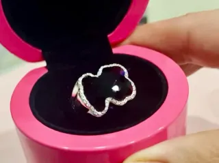 Anillo Oro Blanco Negro y Diamantes