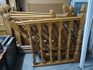 Barandilla de madera para escaleras