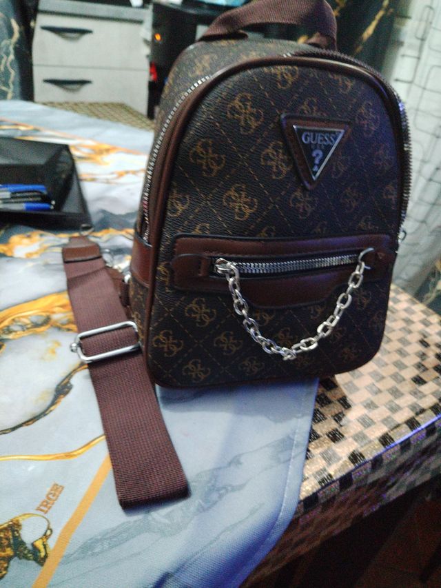 Zainetto Guess marrone e oro