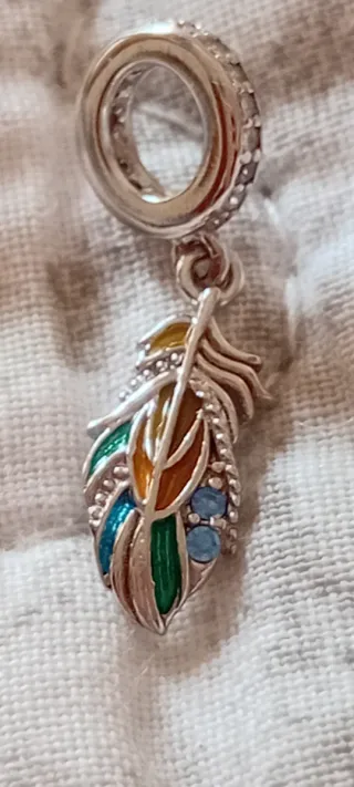 Plataforma Charm Colgante Pluma Multicolor