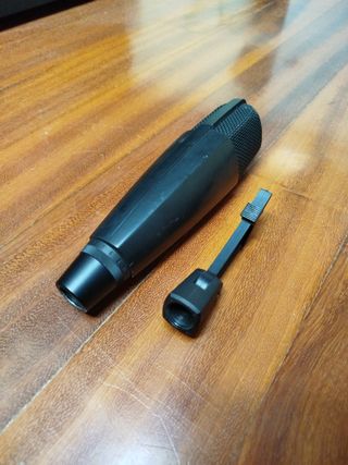 Micrófono Sennheiser MD 421 II + pinza soporte