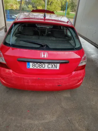Honda Civic 2004 /cambio por furgoneta