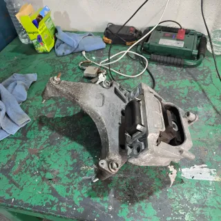 Soporte motor Seat Leon Audi A3 VW Golf