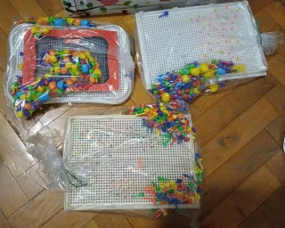 Gioco chiodini per bambini