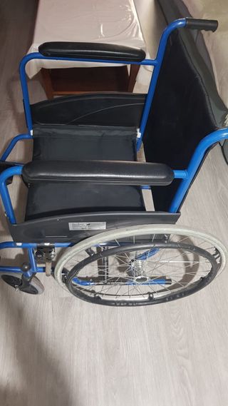 Silla de ruedas azul 17 kg