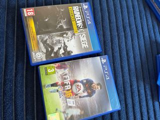 PS4 Grand Theft Auto V + FIFA 17