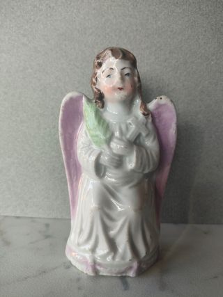 Antico angelo in biscuit lucido