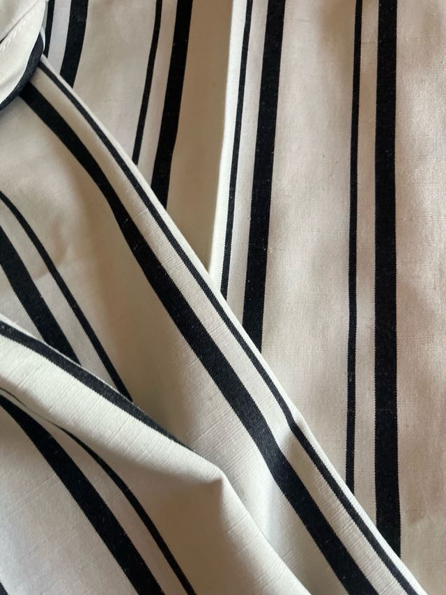 Pantalón rayas Mango talla 38