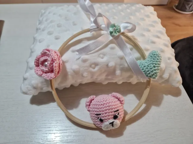Aro decorativo bebé oso rosa flor