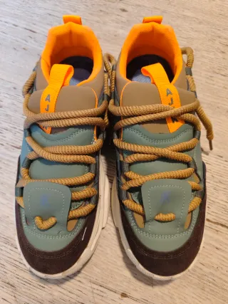 Sneakers uomo/donna taglia 42