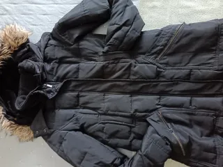 Abrigo de plumas Zara Negro 
