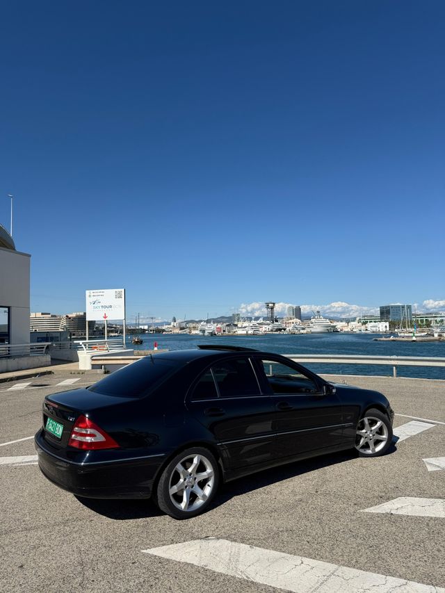 Mercedes-Benz Clase C 2006