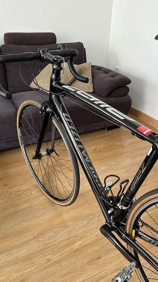 Bici de carretera SPECIALIZED Allez