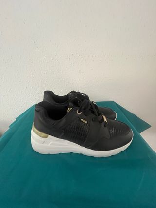 Zapatillas Mustang Negras Talla 39