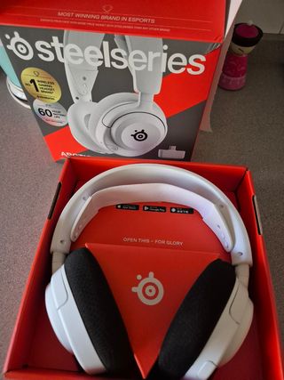 SteelSeries Arctis Nova 5 Wireless PS5