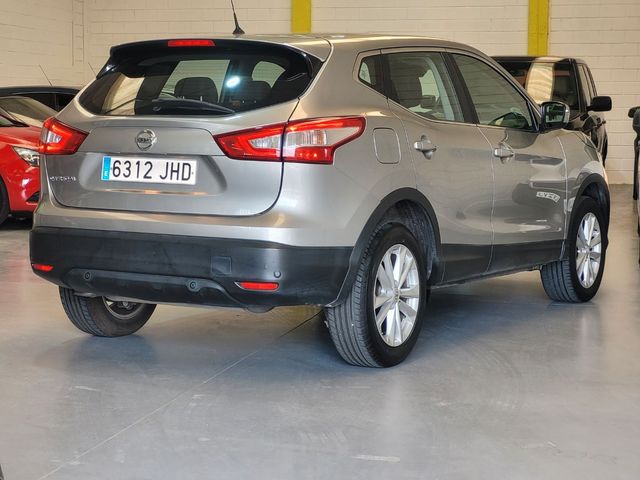 Nissan Qashqai 2015