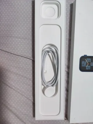 Caja y cargador Apple Watch SE 2ª Gen