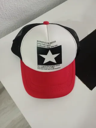 Gorra de béisbol con estrella