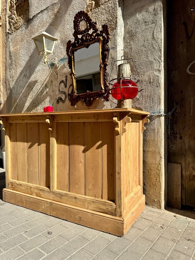 Mostrador antiguo de tienda. siglo XlX