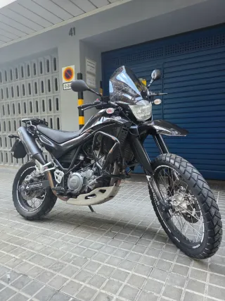 Moto Yamaha XT660R (2008) Etiqueta C