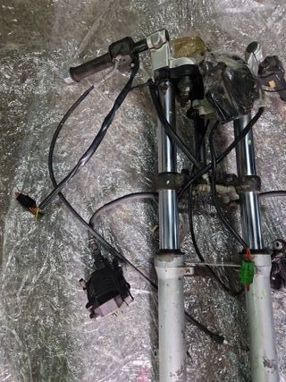 Tren delantero Suzuki GSX 750 F