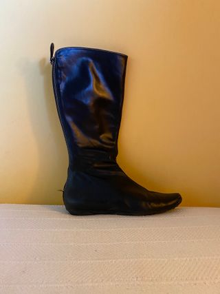 Botas de piel negras