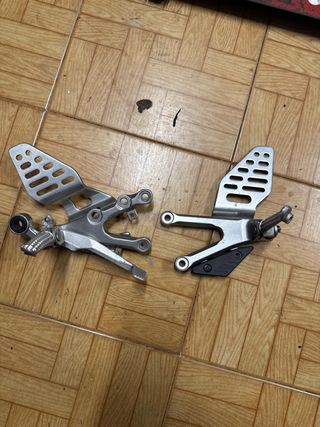 Estriberas Yamaha R6 2006