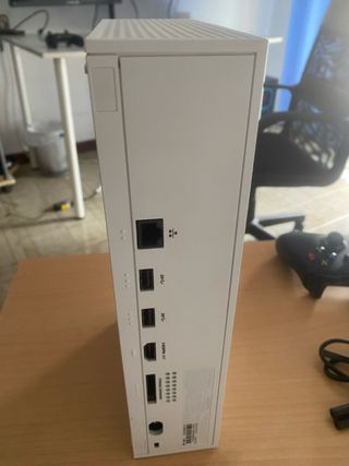 Xbox Series S Blanca + Mando