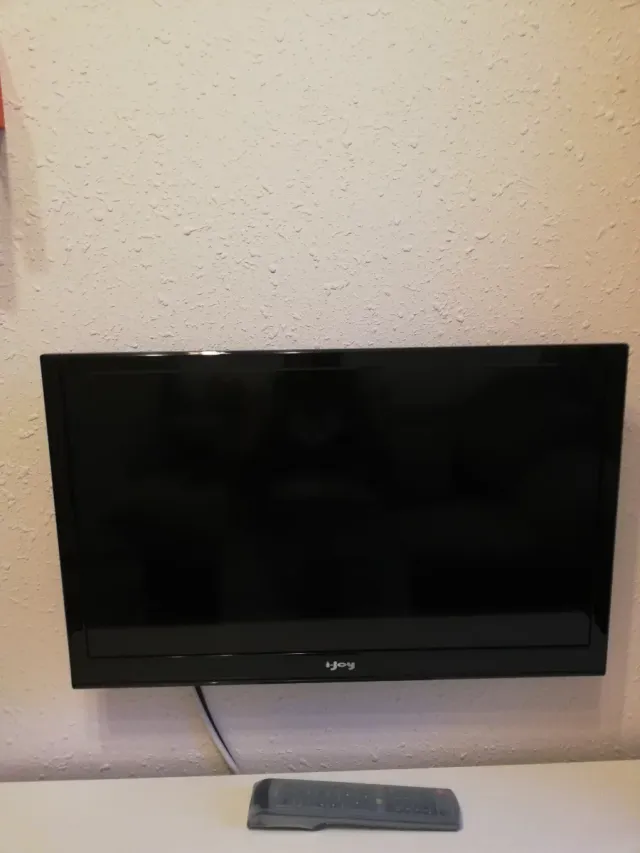 Televisión i-Joy 24 Negra