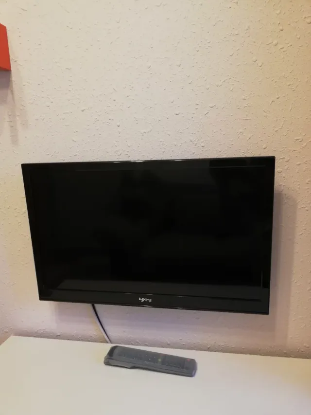 Televisión i-Joy 24 Negra