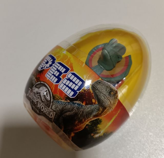 jurassic world dispensador pez capsula nuevo mini