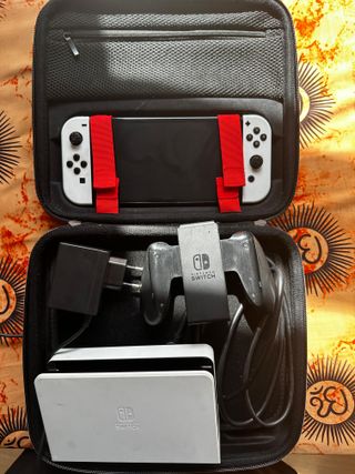 Nintendo Switch + Accesorios