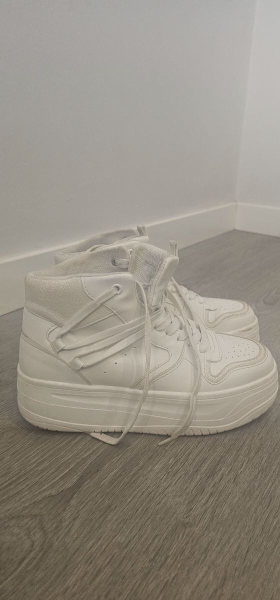 Zapatillas Bershka Talla 38 Blancas