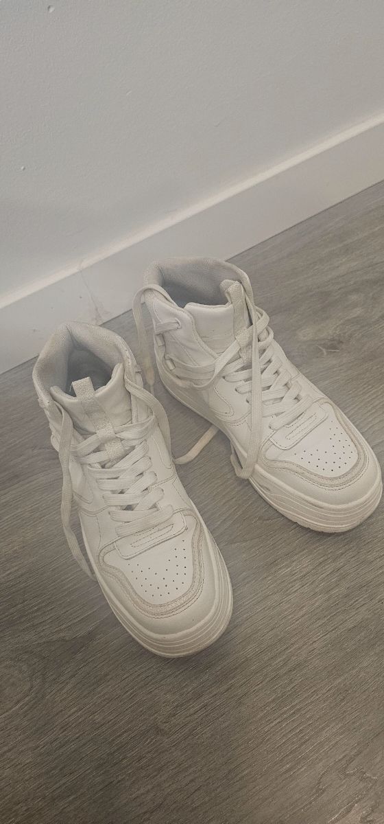 Zapatillas Bershka Talla 38 Blancas