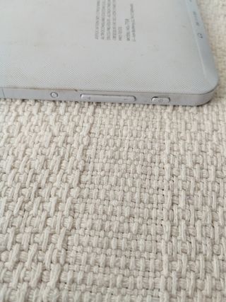 Tablet Negra y Blanca