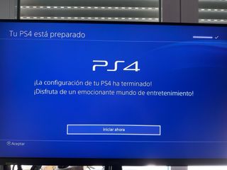 PS4 500GB Negra + Mando y Juego