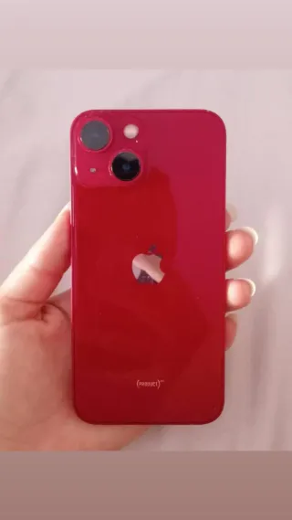 iPhone 13 mini rosso