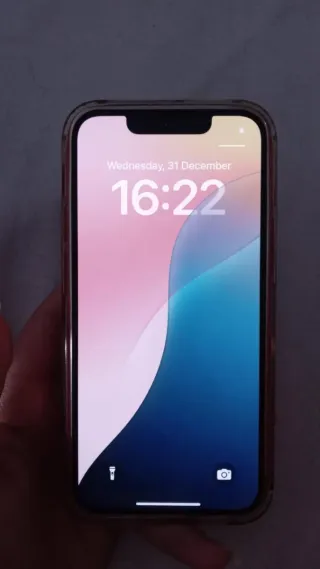 iPhone 13 mini rosso